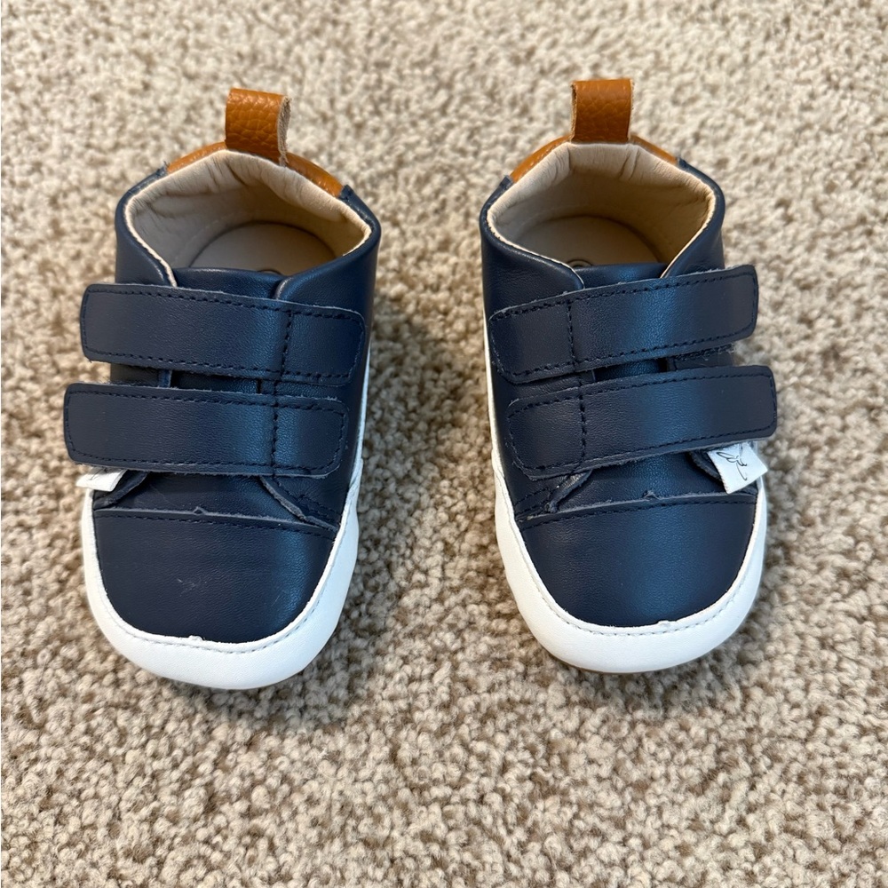 Little Love Bug Toddler Low Top shoes NEVER WORN